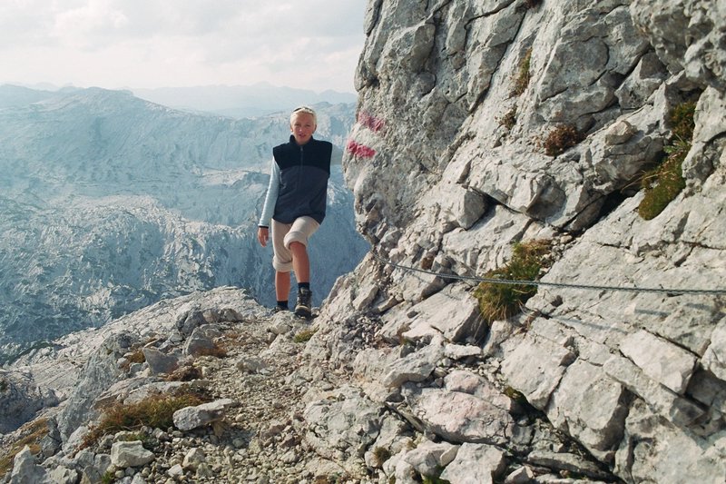 tg2003-dp-052.JPG